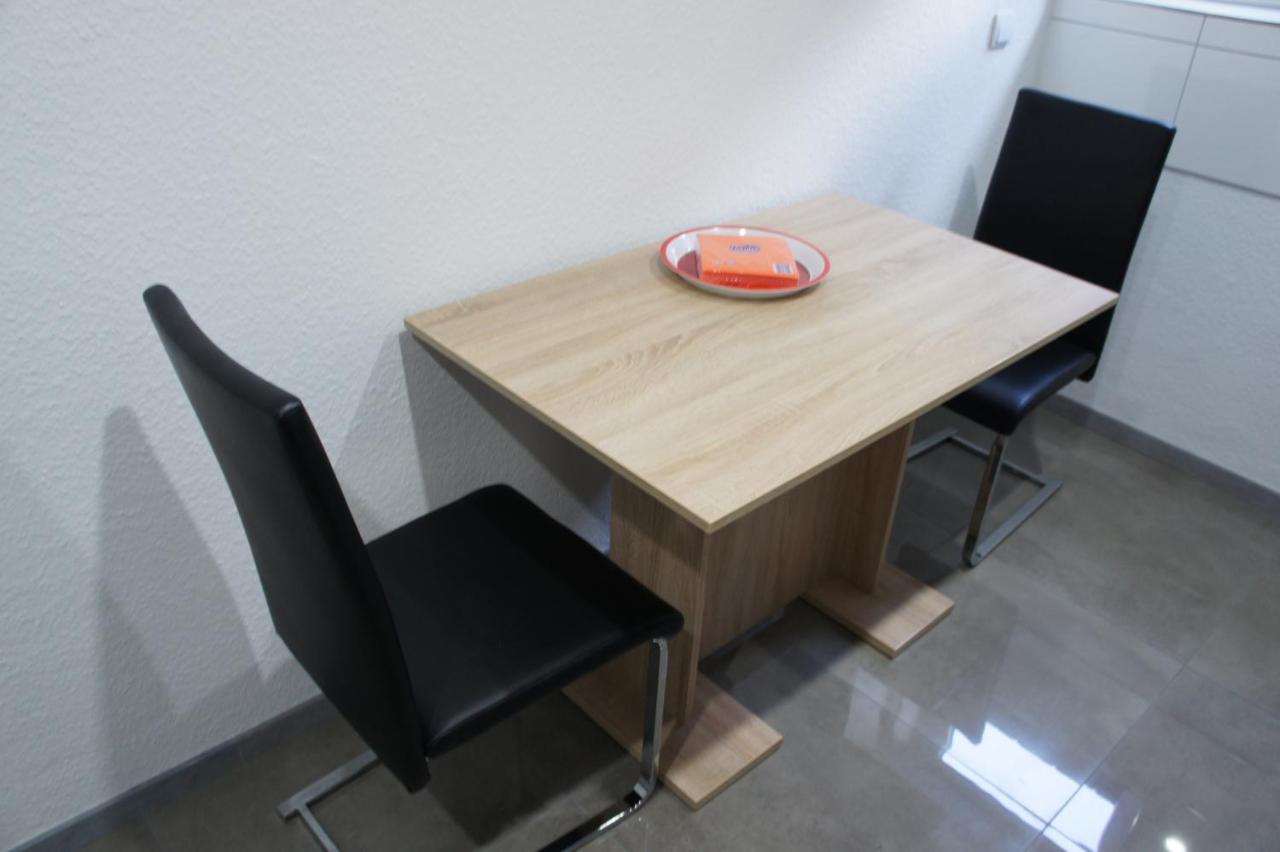 2- Zimmer-Wohnung Weilerswist ภายนอก รูปภาพ